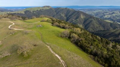 6 - 24_Vasquez_Trail_007 - © Canning Properties Group 2025